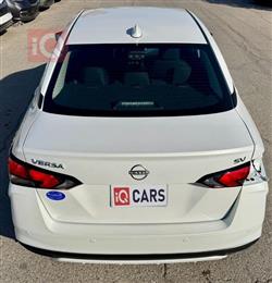 نيسان فيرسا